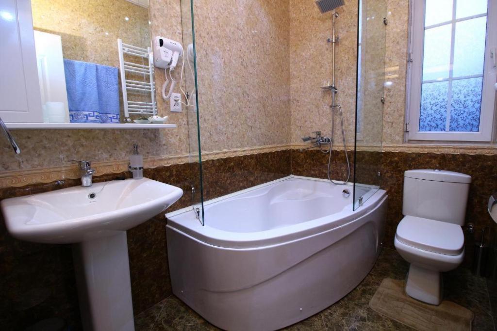 Sanata Hotel Tbiliszi Kültér fotó
